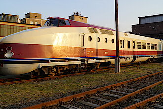 Der „Zug für Mitteldeutschland“, ein Triebwagenzug der Baureihe VT 18.16; Foto: SVT Görlitz gGmbH